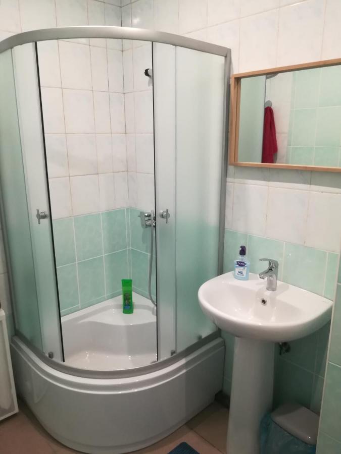 Glaw Hostel Kiev Esterno foto